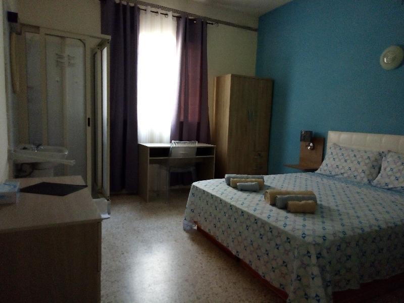Tarona Guest house 3*